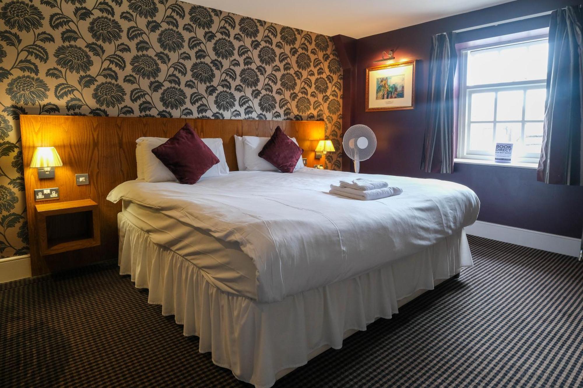 The Unicorn Hotel Wetherspoon Ripon Zewnętrze zdjęcie
