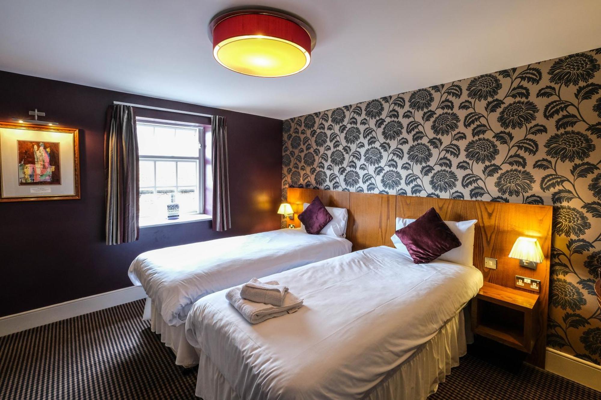 The Unicorn Hotel Wetherspoon Ripon Zewnętrze zdjęcie