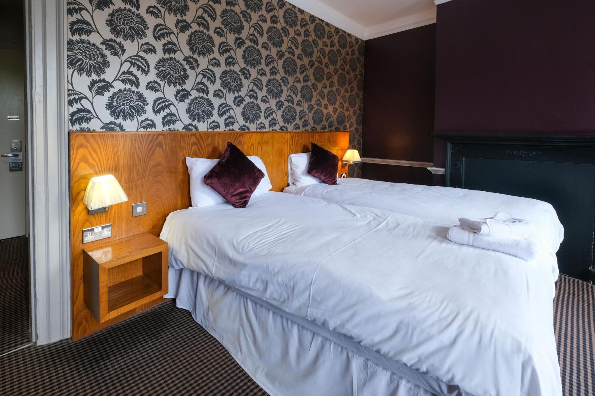 The Unicorn Hotel Wetherspoon Ripon Zewnętrze zdjęcie